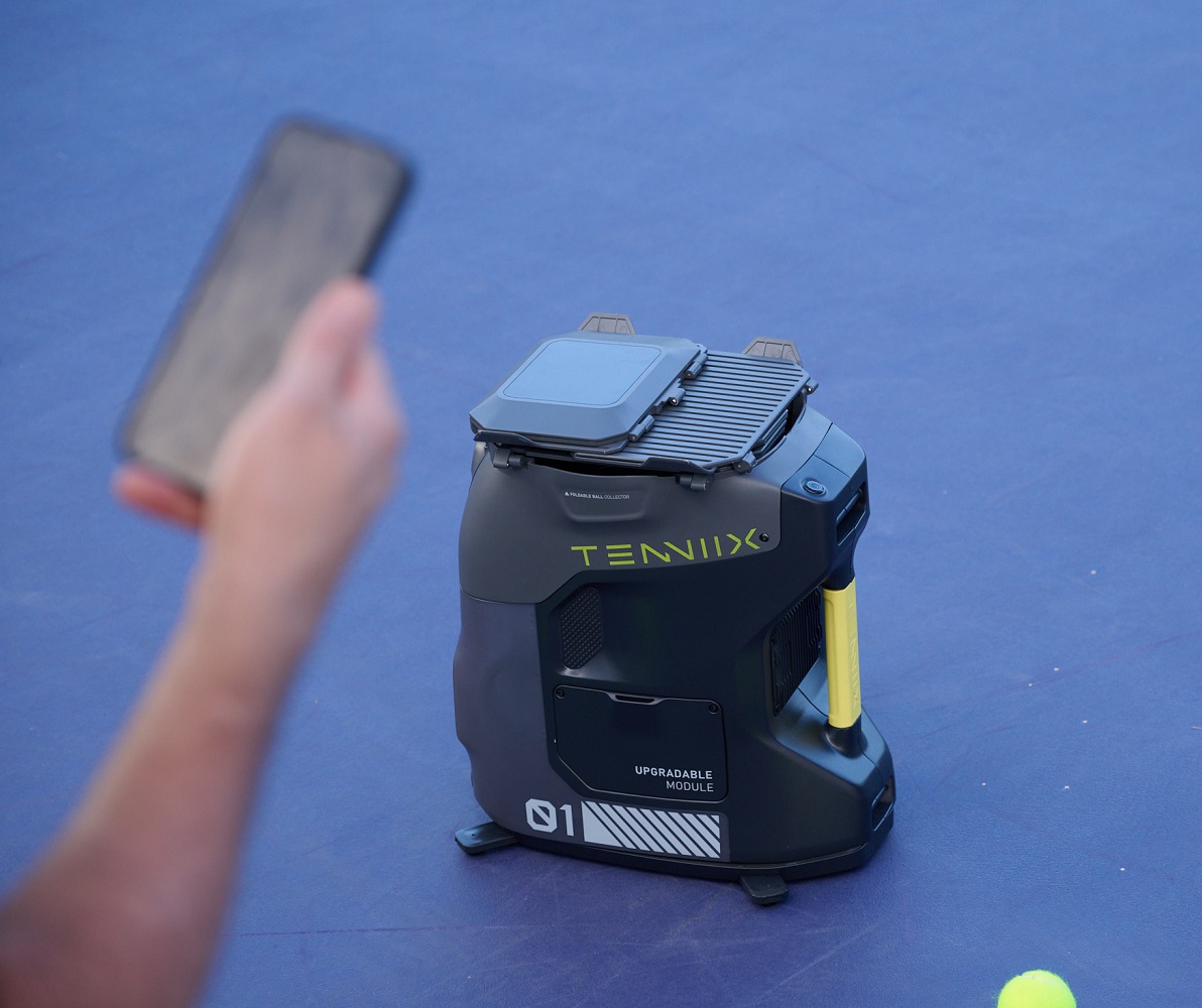 Tenniix Tennis Ball Machine AI - Robot Ball Machine recension och pris